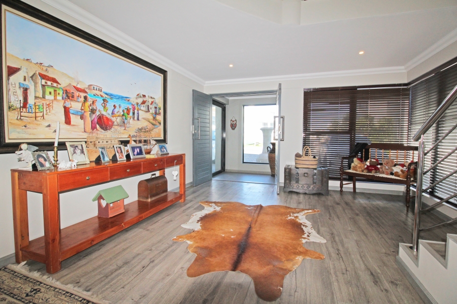 4 Bedroom Property for Sale in Calypso Beach Western Cape